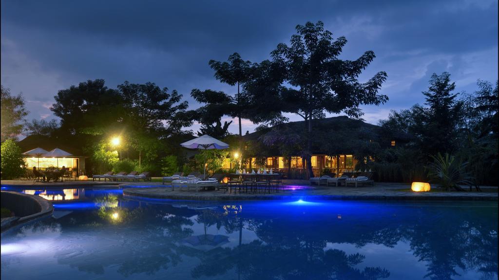 Barahi Jungle Lodge Meghauli Екстер'єр фото