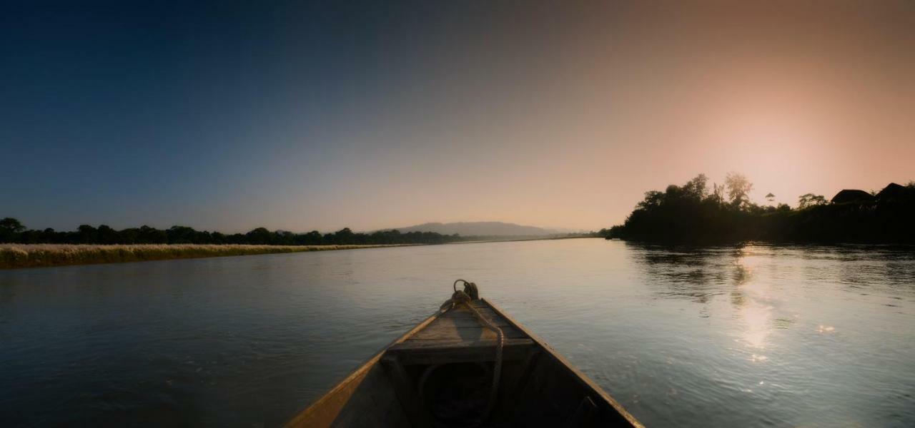 Barahi Jungle Lodge Meghauli Екстер'єр фото
